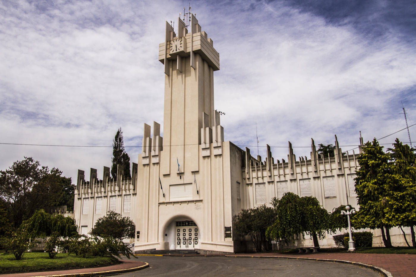 Palacio Municipal de Rauch, obra de Francisco Salamone